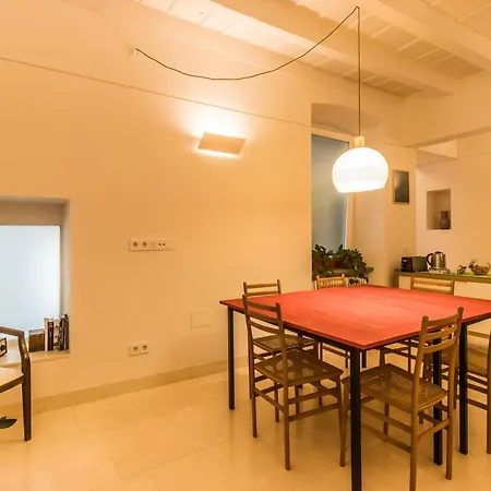 Belle Arti בית הארחה